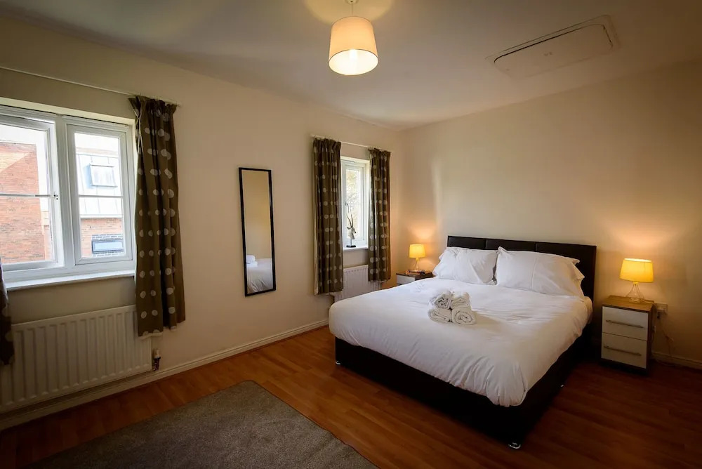 Karah Suites - Harescombe House