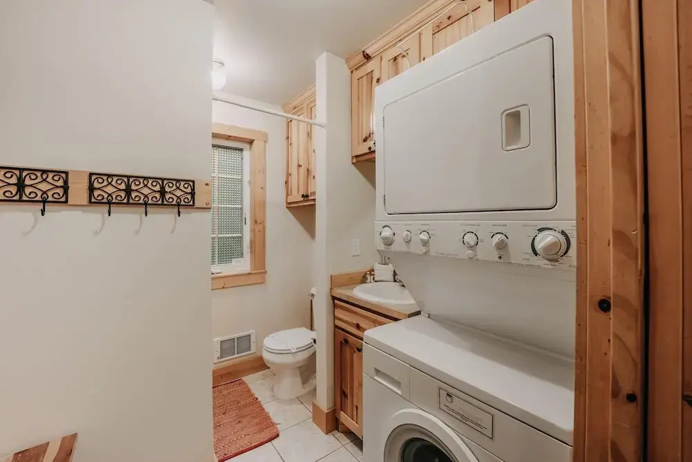 Snowline Cabin #34 - Great English Tudor-style Home With hot Tub! Now With Wifi!