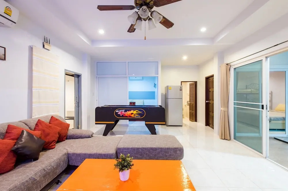 Fira villa Huahin