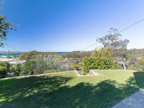 Whale Tales' 78 Lentara Street - Fantastic Water Views Over Fingal Beach