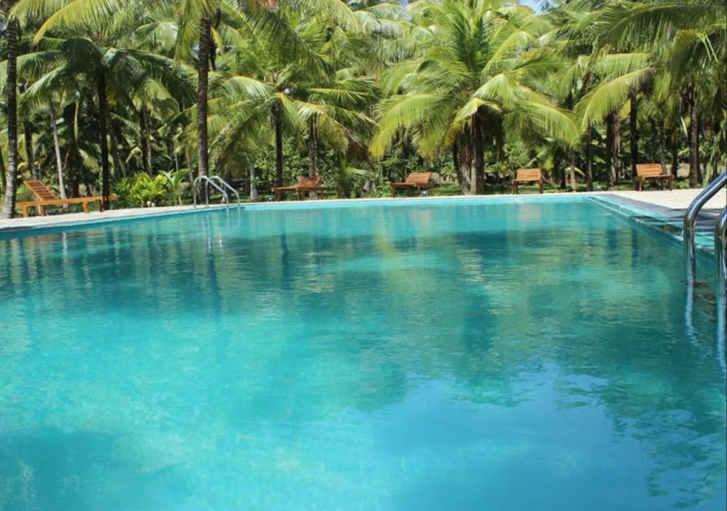 Hotel Sinharagama Resort and Spa