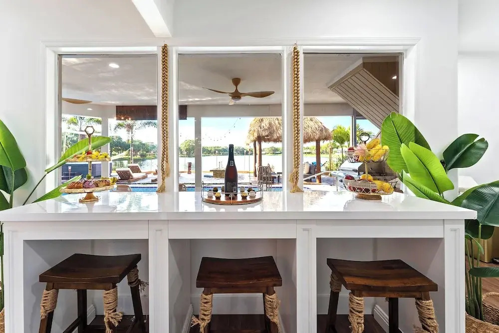 Palm Beach Paradise | Villa w/ Beach, Pool, Cinema & Tiki
