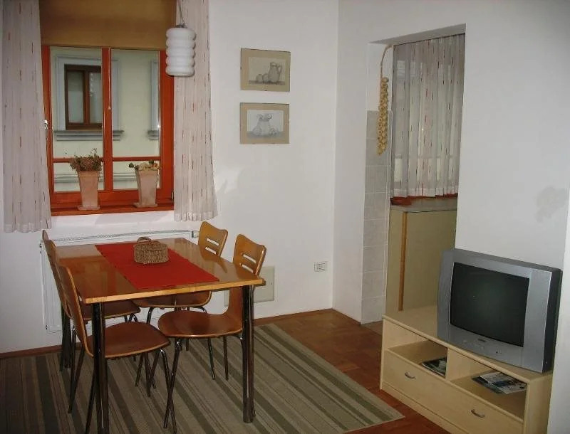 Apartments Rombon Klavdij with Free Onsite Parking