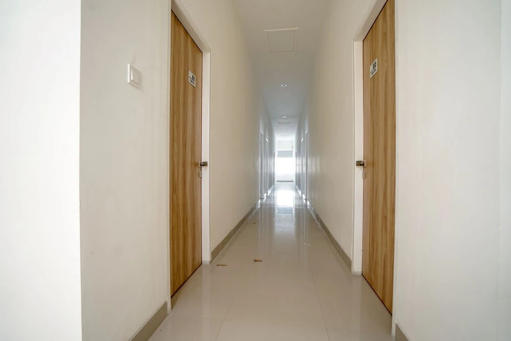 Sugoi Kost by OYO Rooms