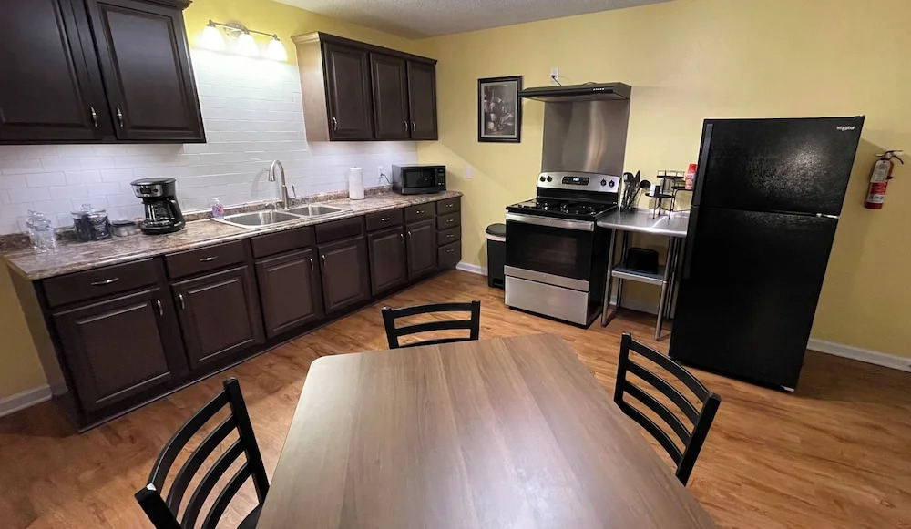 O2 Suites Houma