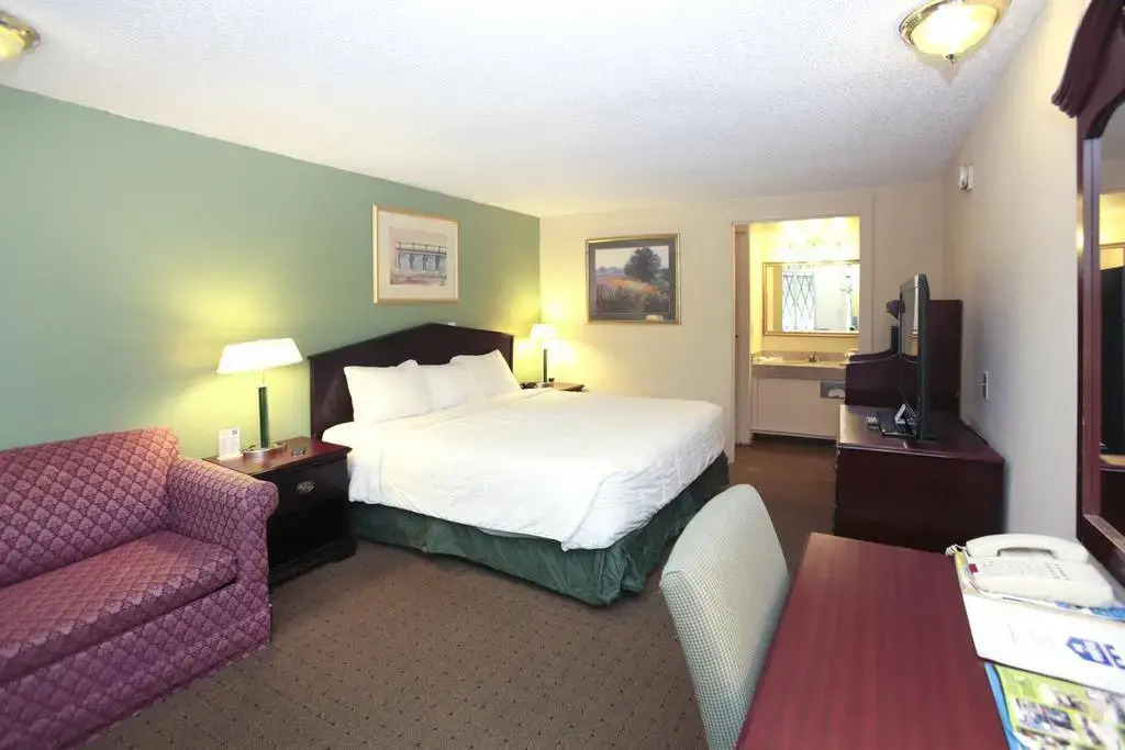 Knights Inn - Battle Creek