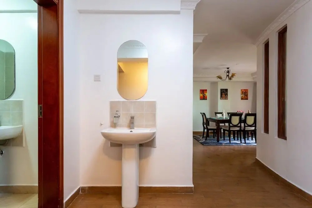 Skyline Apartment 3 Bedroom with SQ-801