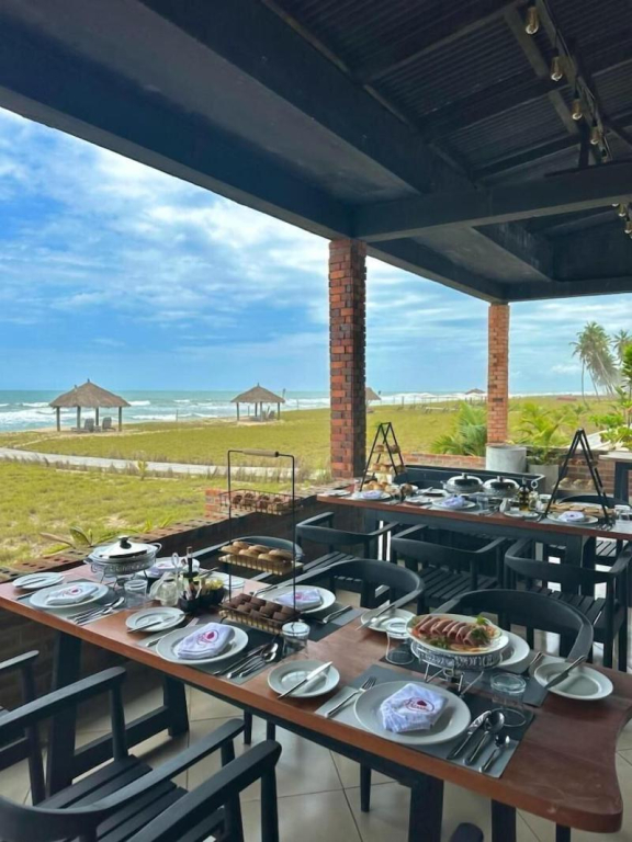 Breezes  Beach Resort