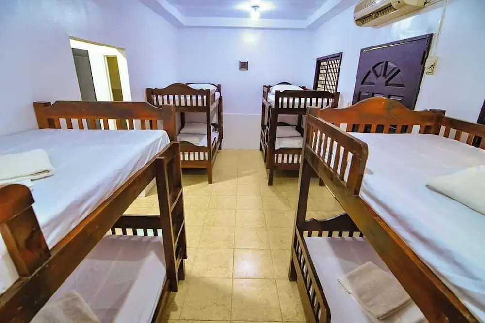 Grand Villa Laguna