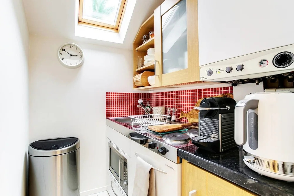 Charming 1 Bedroom Home in West London