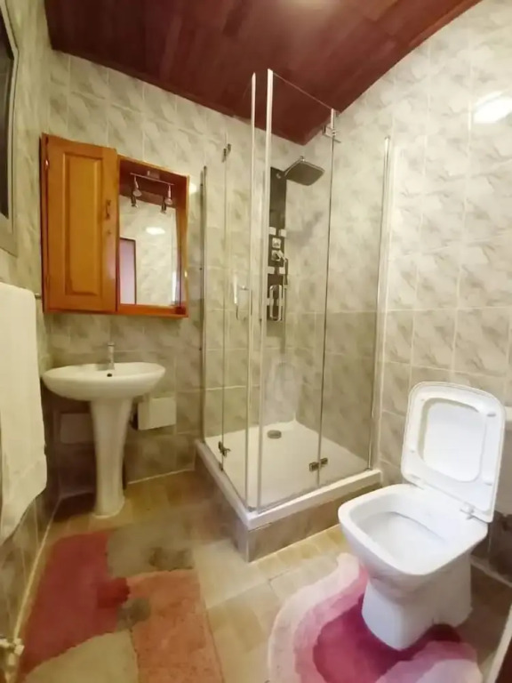 Lovely 2-bed Apartment in Kribi-douala