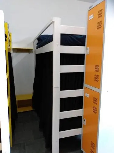 Hostel CWB