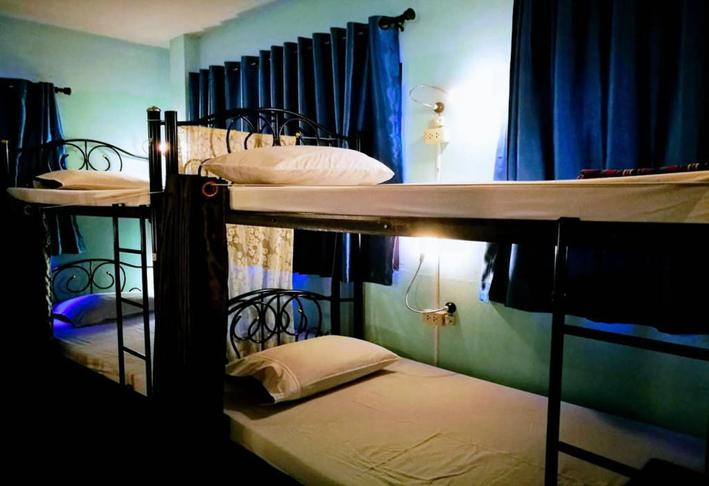 Thailand wow Guesthouse - Hostel - Adults Only
