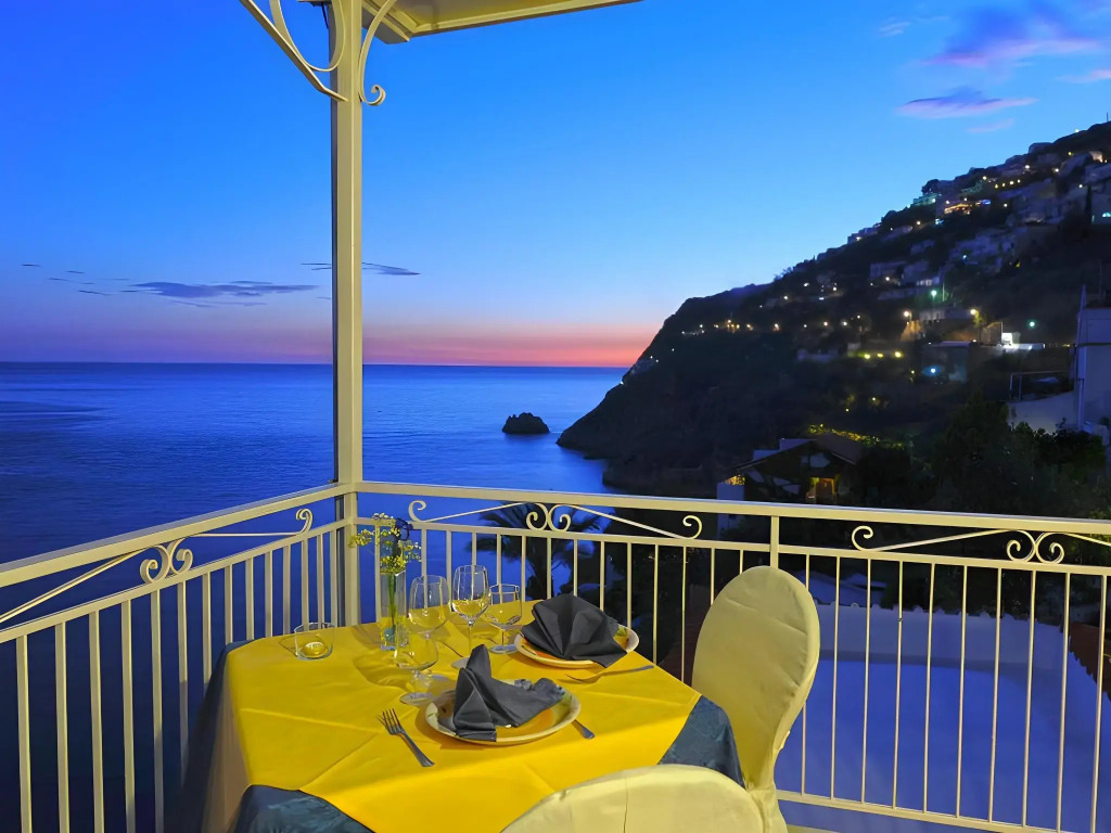 Hotel Torre Saracena