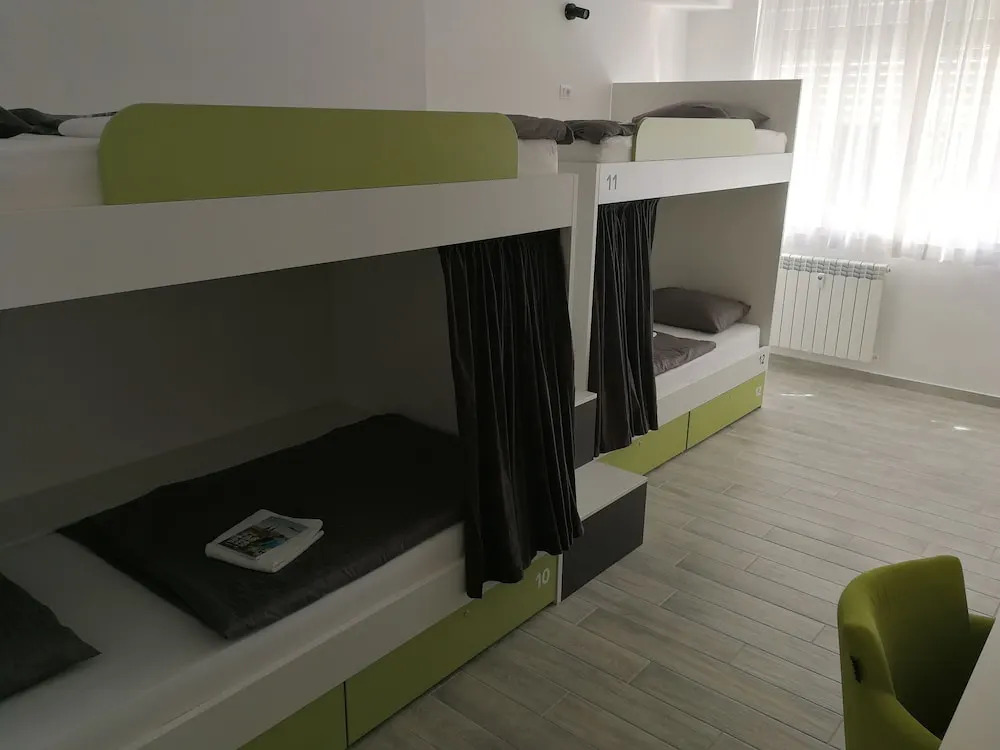 Hostel 3F