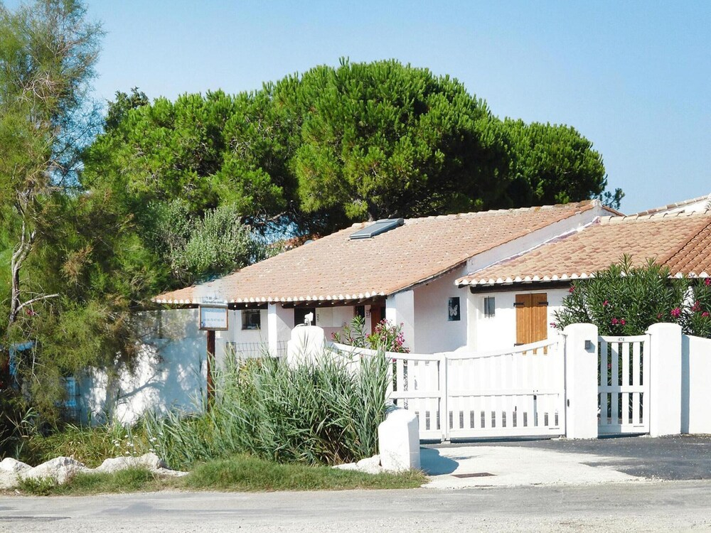 Terraced House Saintes-maries Near Beaches