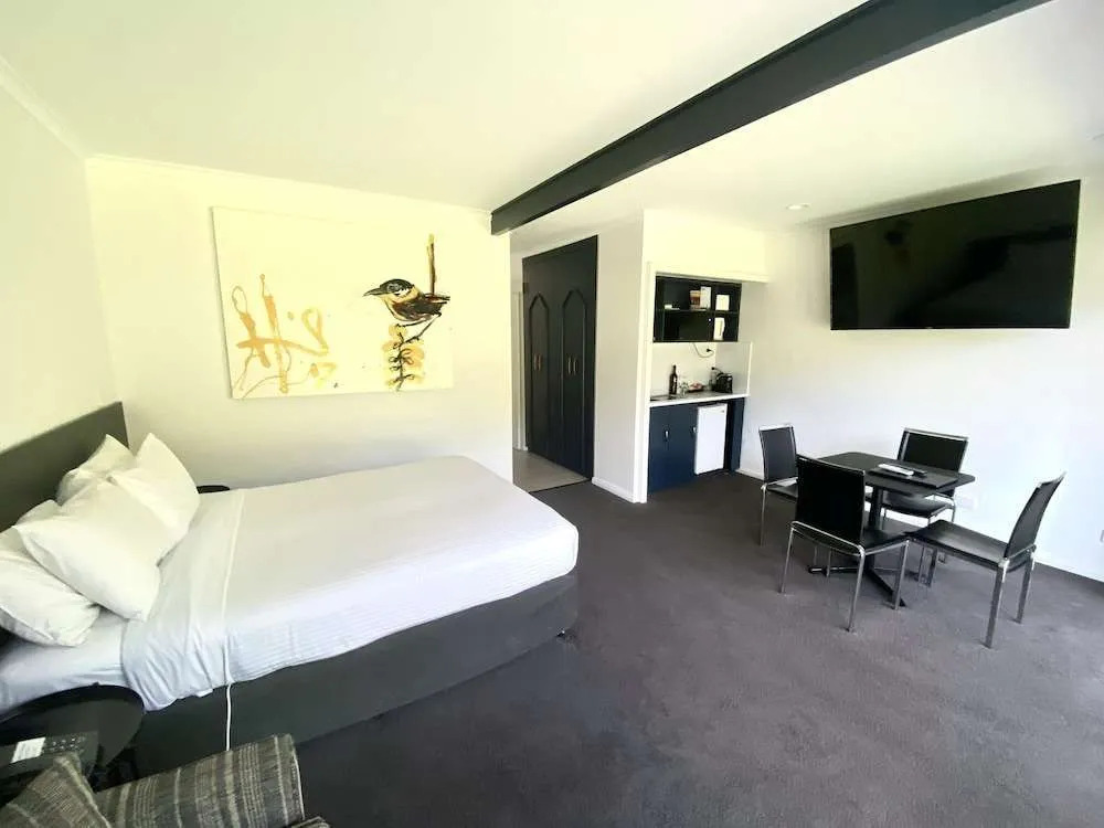 Comfort Inn William Macintosh