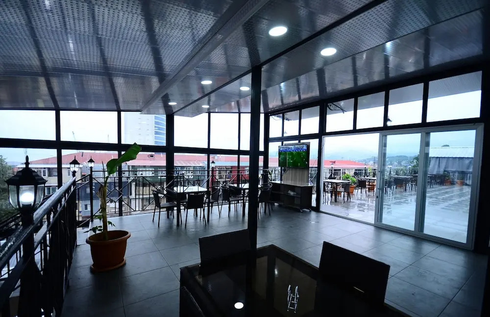 Hotel JMS