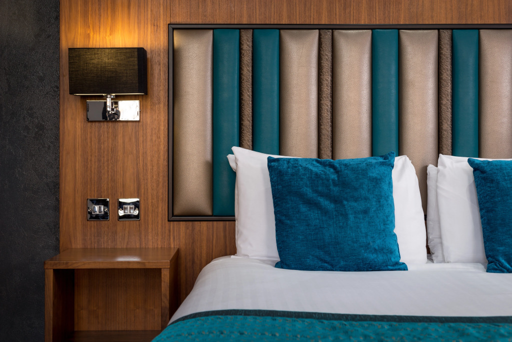 Roomzzz Manchester City