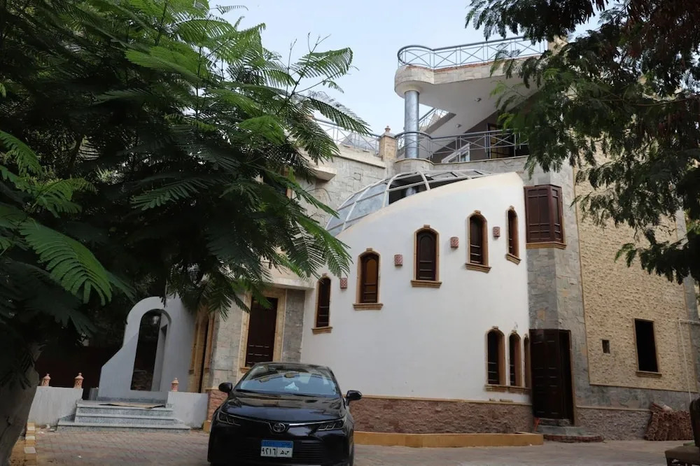 khufu house