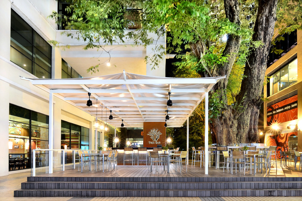 G Hotel Gurney