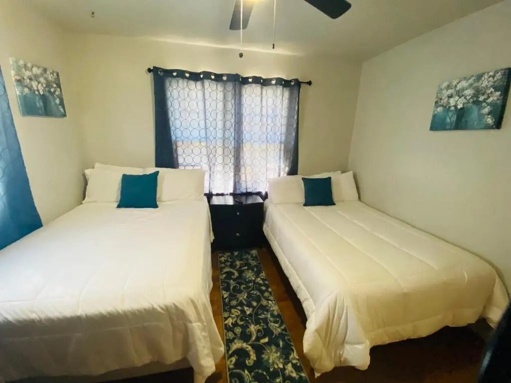 The Cozy Casa near Highway 74