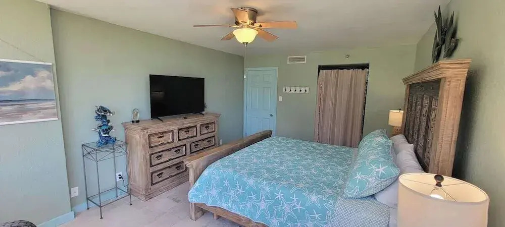 Beachfront Hotspot - New Furnishings - Pool - 1st Floor