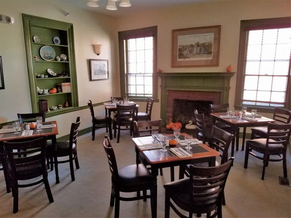 Washington Inn and Tavern