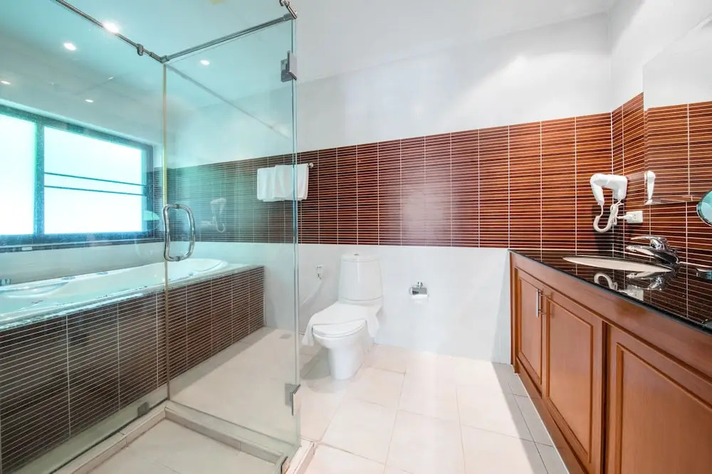 Adare Pool Villa Pattaya