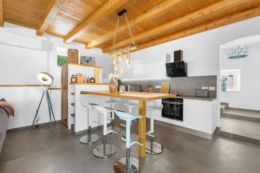 Lavova in Brtonigla With 3 Bedrooms and 2 Bathrooms