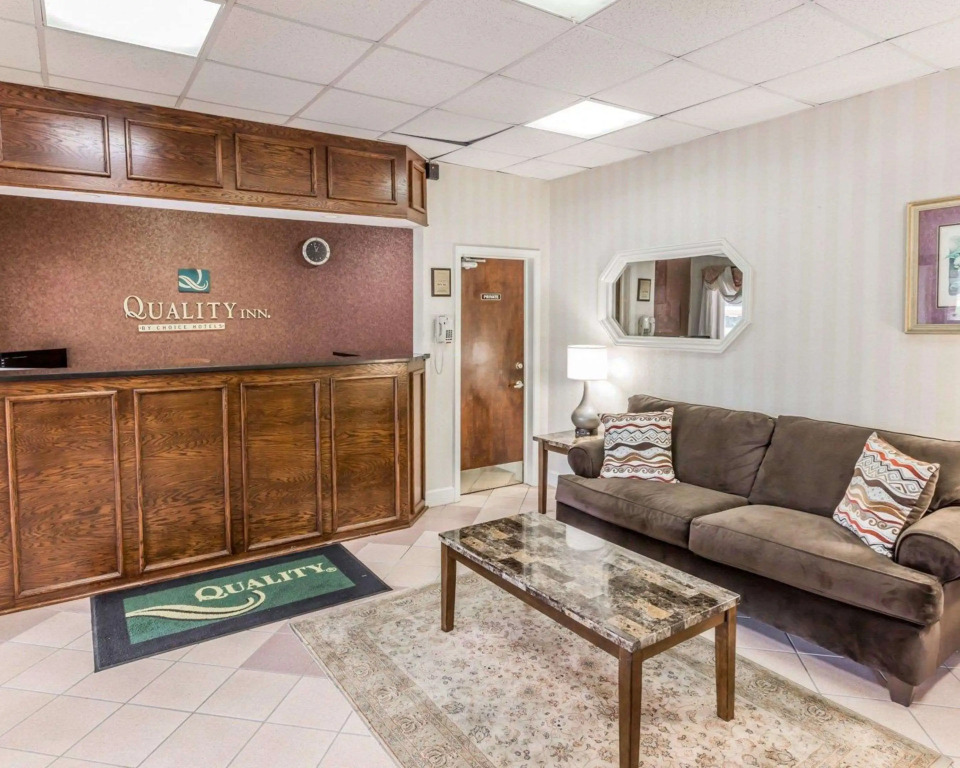 Quality Inn Pell City I-20 exit 158