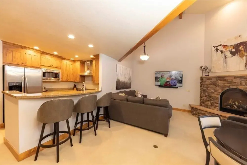 24 Autumn Brook 4 Bedroom Townhouse