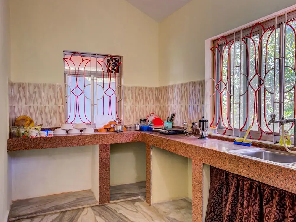 OYO 12150 Home Spacious 2BHK Betalbatim