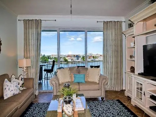 Bay Harbor 403