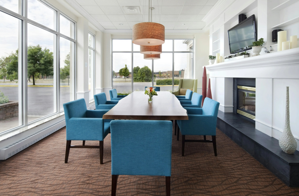 Hilton Garden Inn Montreal Airport