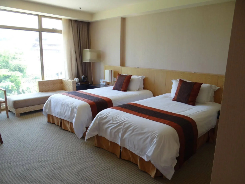Titan Paradise Xiamen Hotel