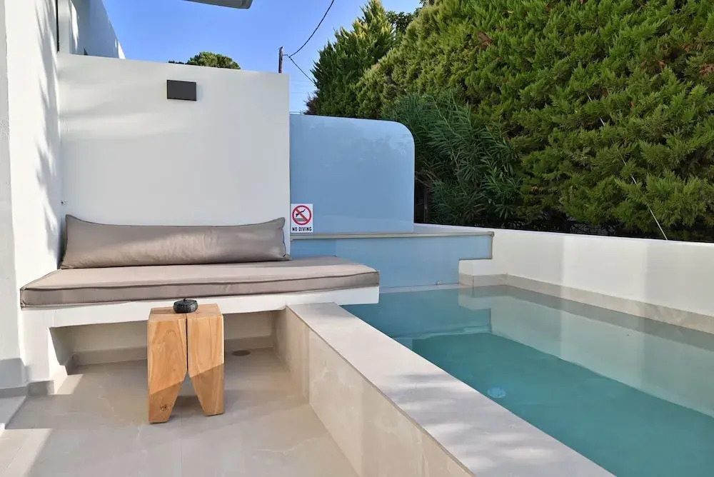 Rhotheon Suites in Ialysos Rhodes - private pool in selected rooms