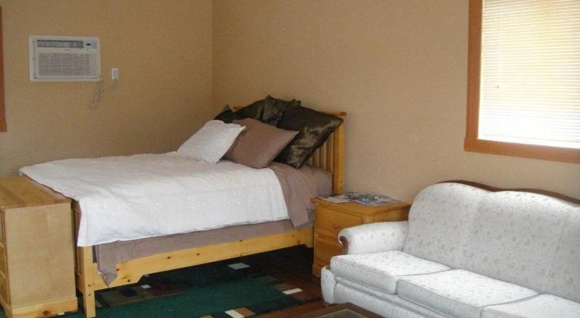 The Chauffeur's Quarters
