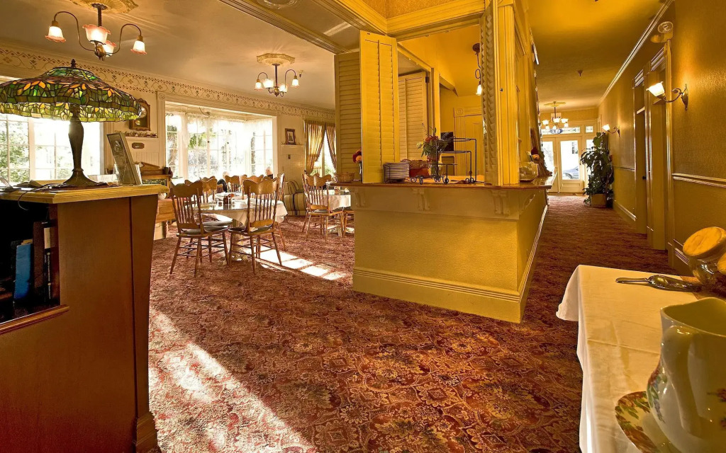 Centrella Hotel, a Kirkwood Collection Hotel