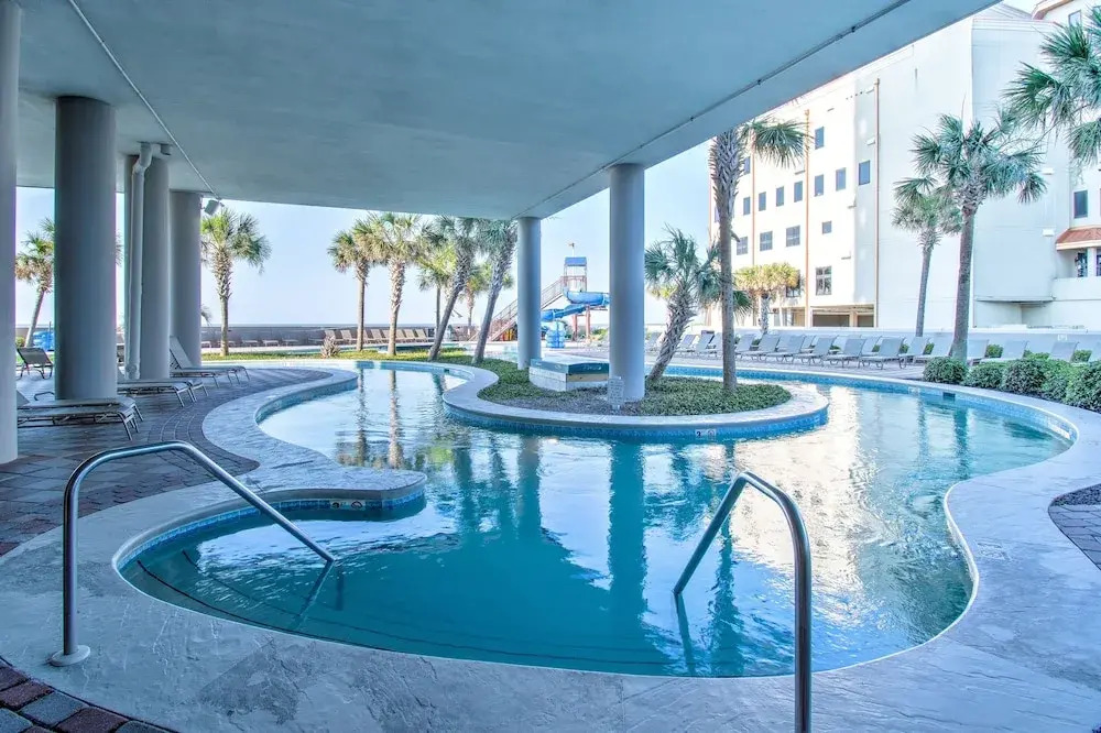 The Oasis 1406 Formerly Phoenix West Ii 1406 3 Bedroom Condo