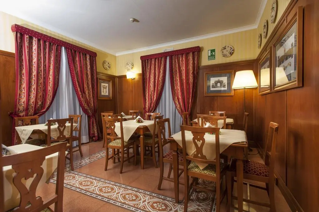 Residenza DAragona Hotel