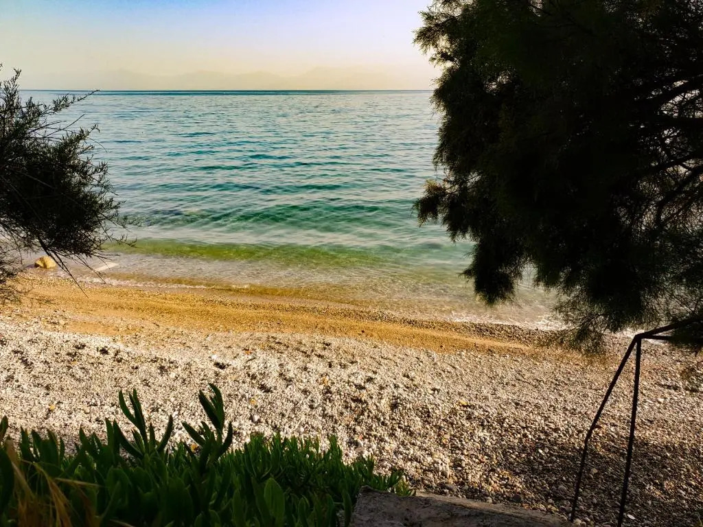Derveni Seaside Apartments
