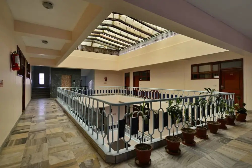 Hotel Dolphin