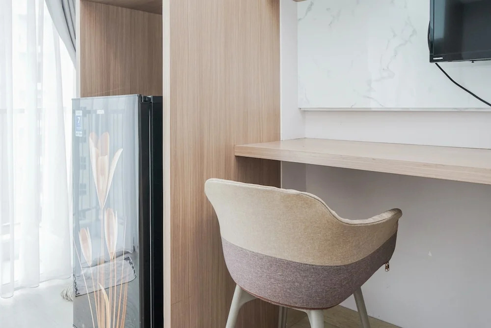 Homey and Cozy Studio Casa De Parco Apartement
