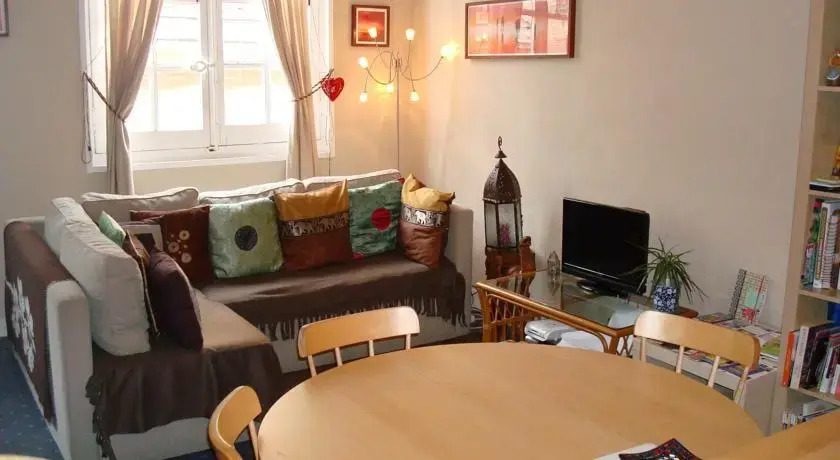 Bordeaux City Centre Apartment