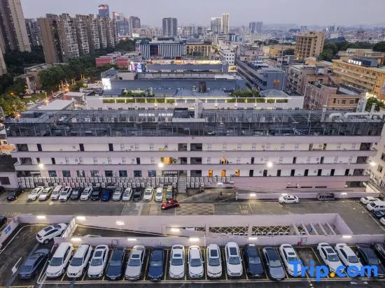 Quan Jiayuexiang Serviced Apartment