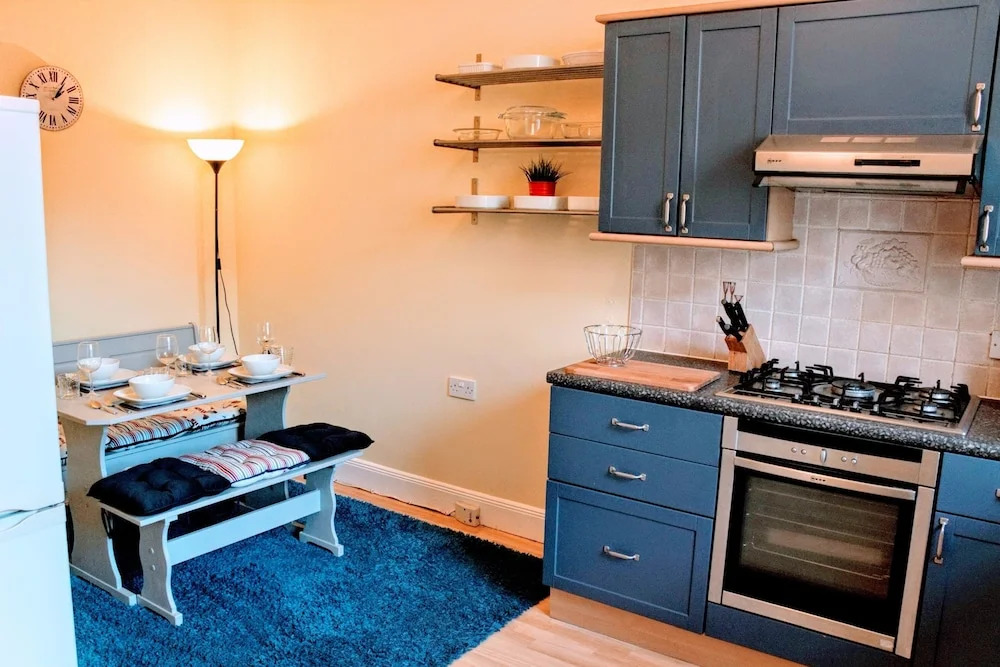 2 Bedroom Flat In City Centre