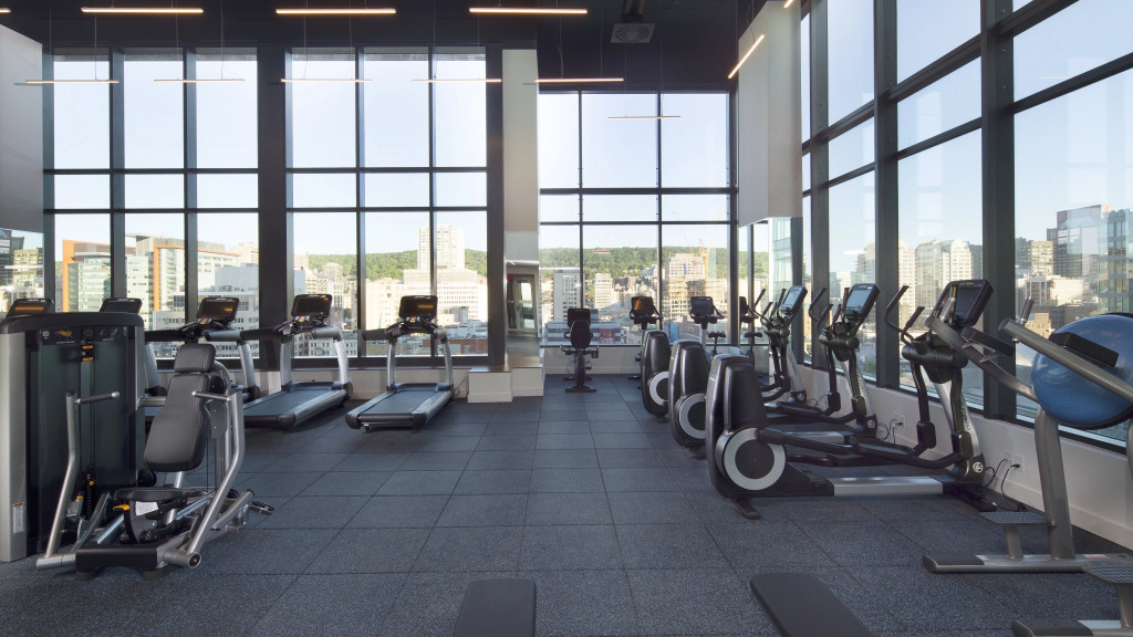 Holiday Inn Hotel & Suites - Montreal Centre-ville Ouest by IHG