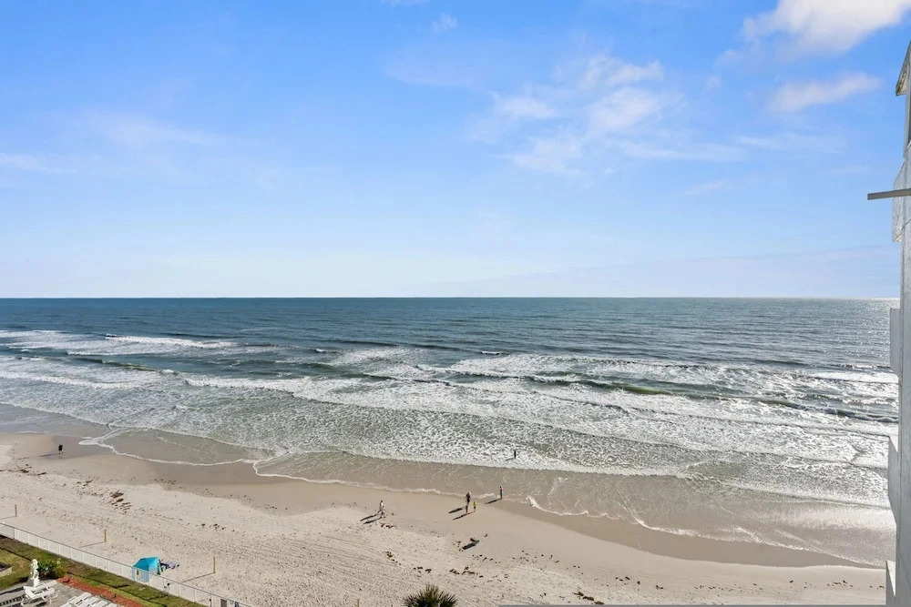 Ocean View 2BR Condo Daytona Shores FL Sleeps 4