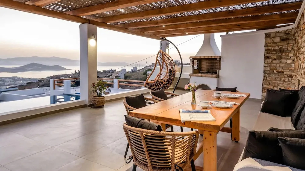 Naxos Skyline Luxury Villas